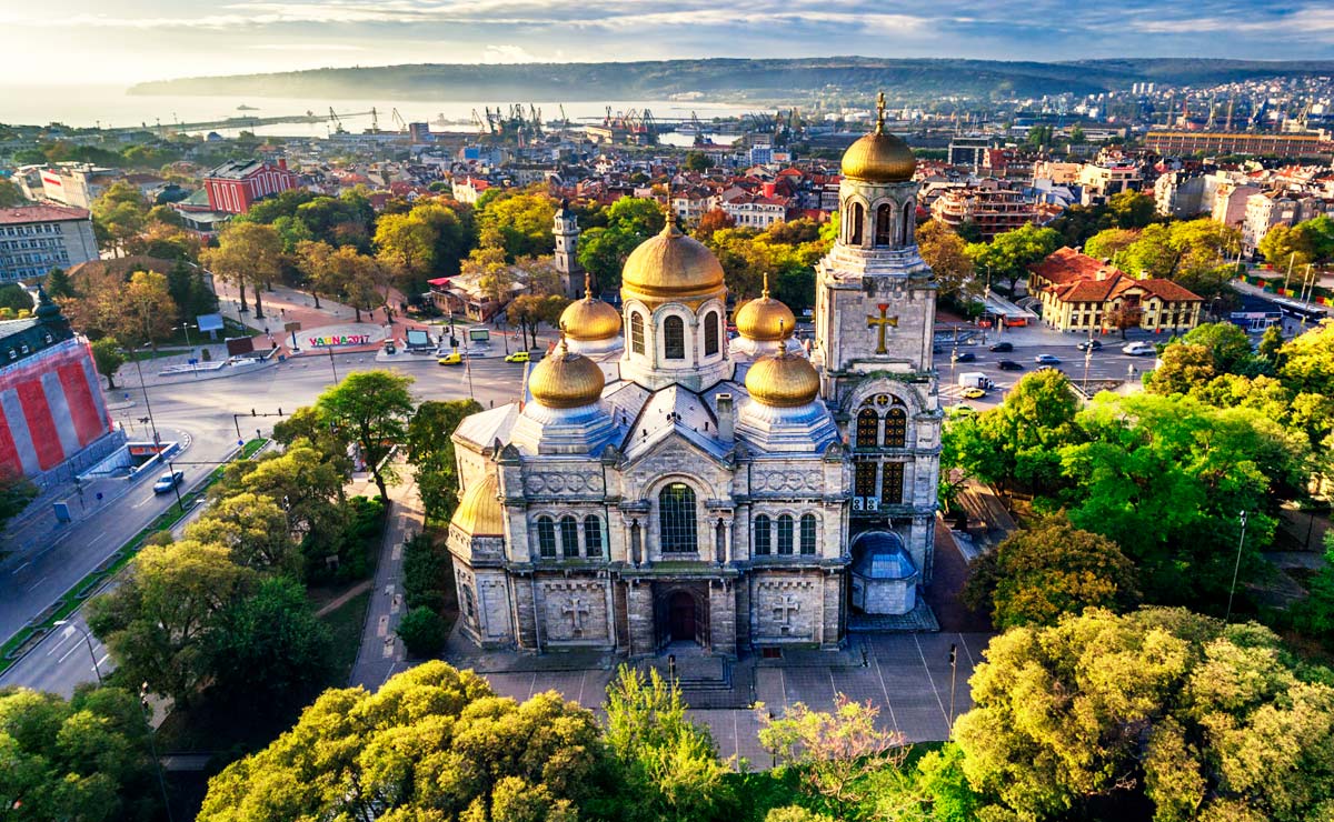 Cathedral of the Dormition of the Blessed Virgin Mary, Varna